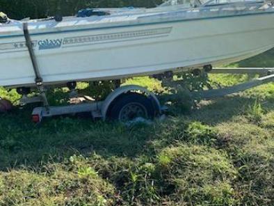 Galaxy 20' Boat Located In Bellmore, NY - Has Trailer 2002