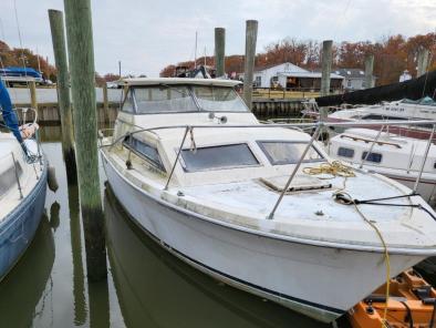 Trojan 25' Boat Located In Fort Washington, MD - No Trailer 1974
