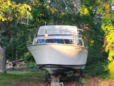 Trojan Yachts 30' Boat Located In Dennis Port, MA - No Trailer 1974