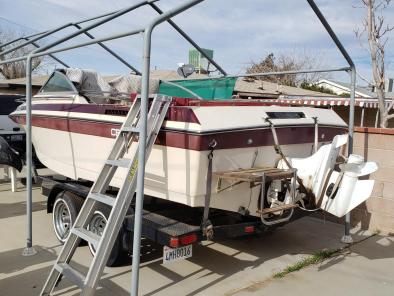 Century 20' Boat Located In Palmdale, CA - Has Trailer 1979