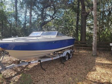 1991 Bayliner 19ft boat