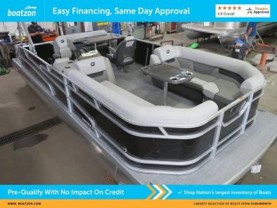 Princecraft Vectra23RLSSSwingbackPontoonMercury4StrokeEFI - EASY FINANCING 2025