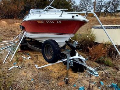 AMC Crestliner 17' Runabout Boat Stern & Has Trailer 1978