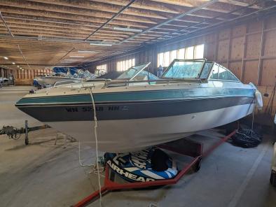 Four Winns 20' Runabout Boat W/ Clean Title 1990