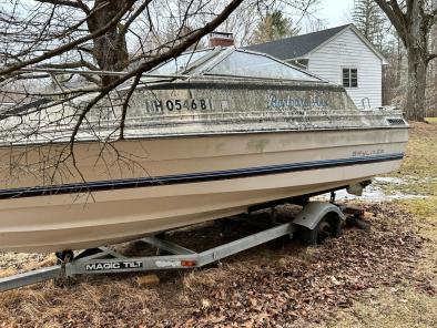Bayliner Capri 18' Runabout Boat W/ Bill Of Sale And Trailer 1985