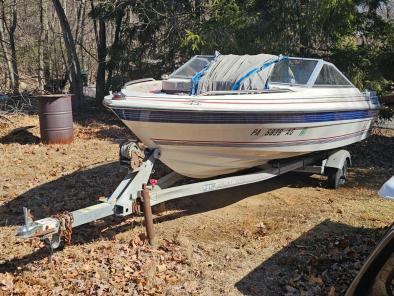 Bayliner Capri 16' Runabout Boat W/ Clean Title And Trailer 1985