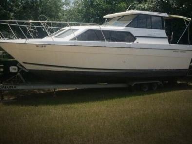 1987 Bayliner 19ft boat