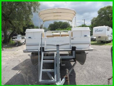 BENTLEY 200 CRUISE W/ HONDA 50HP & TRAILER 2005