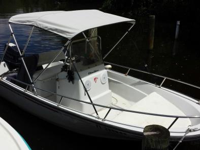 Boston Whaler Dauntless 1995