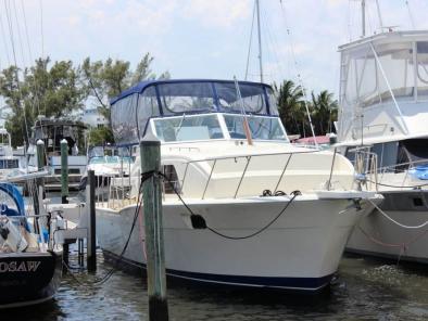 1989 Bayliner 20ft boat