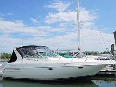 Cruisers Yachts 3572 Express V-Drive 2002