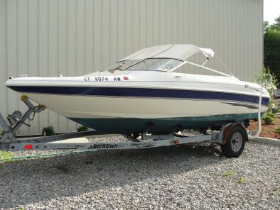 1989 Bayliner 18ft boat