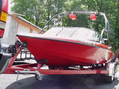 MALIBU CORVETTE BOAT 1997