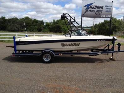 MALIBU Wakesetter 2000