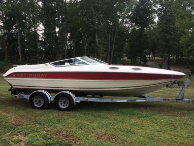 2000 Bayliner 18ft boat