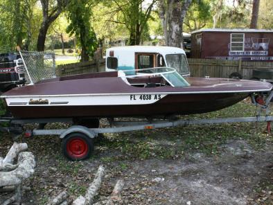 2000 Bayliner 18ft boat