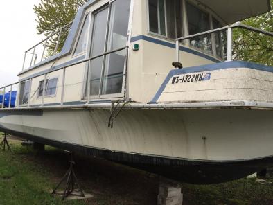 1986 Bayliner 19ft boat