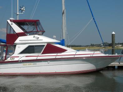 1985 Stingray 18ft boat