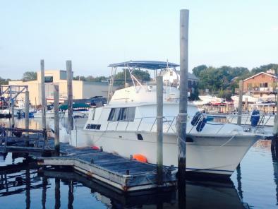 Silverton Aft-Cabin Cruiser 1983