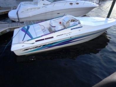 Sonic 260 Prowler 1999
