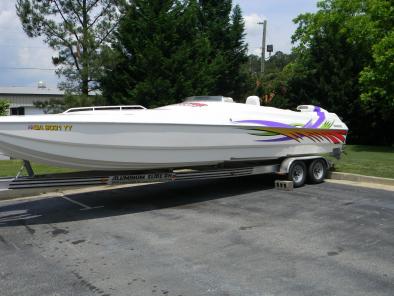 1983 Cobalt 19ft boat