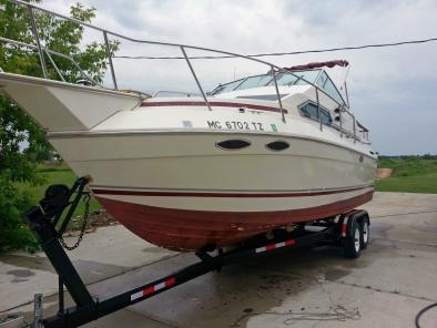 Sunrunner 24.5 Cuddy 1986