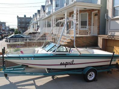 1987 Wellcraft 19ft boat