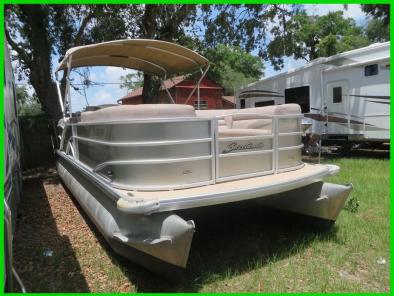 SWEETWATER COASTEL EDITION 2486 W/ 115 HP YAMAHA 4-STROKE 2014