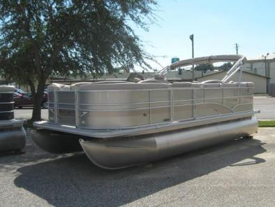 Sylvan Mirage 8520 Cruise 2013