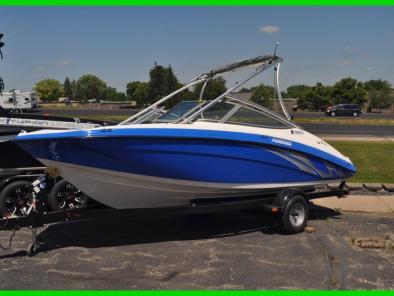 1989 Bayliner 20ft boat